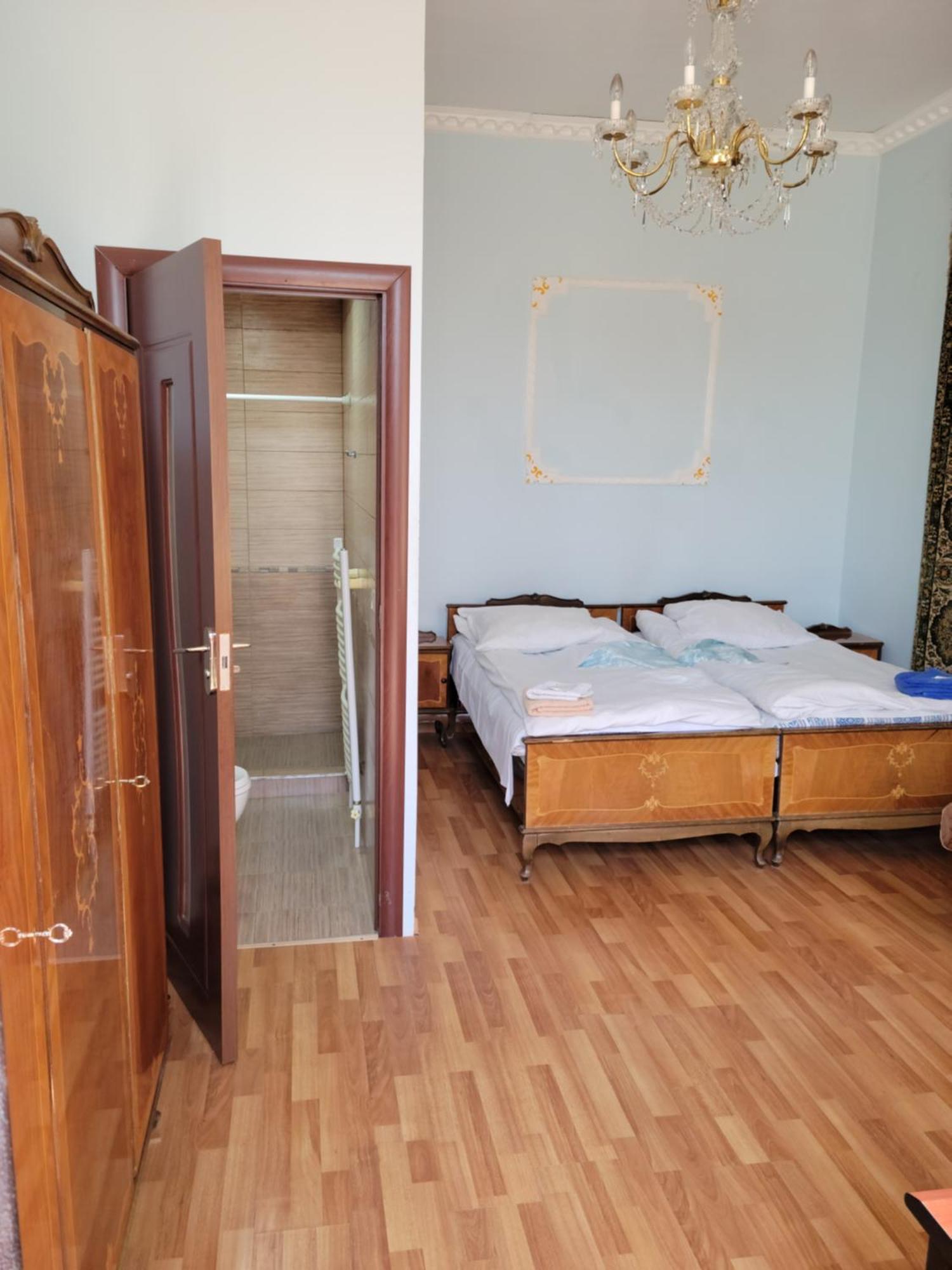 Artush & Raisa B&B 기우므리 외부 사진